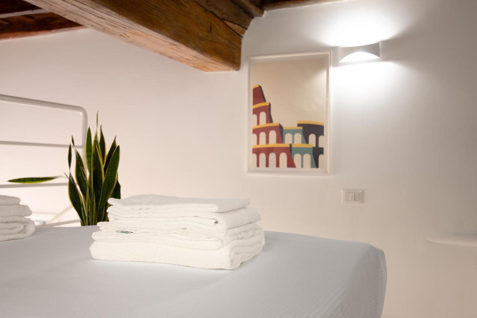 Trevi Apartment Рим Екстериор снимка